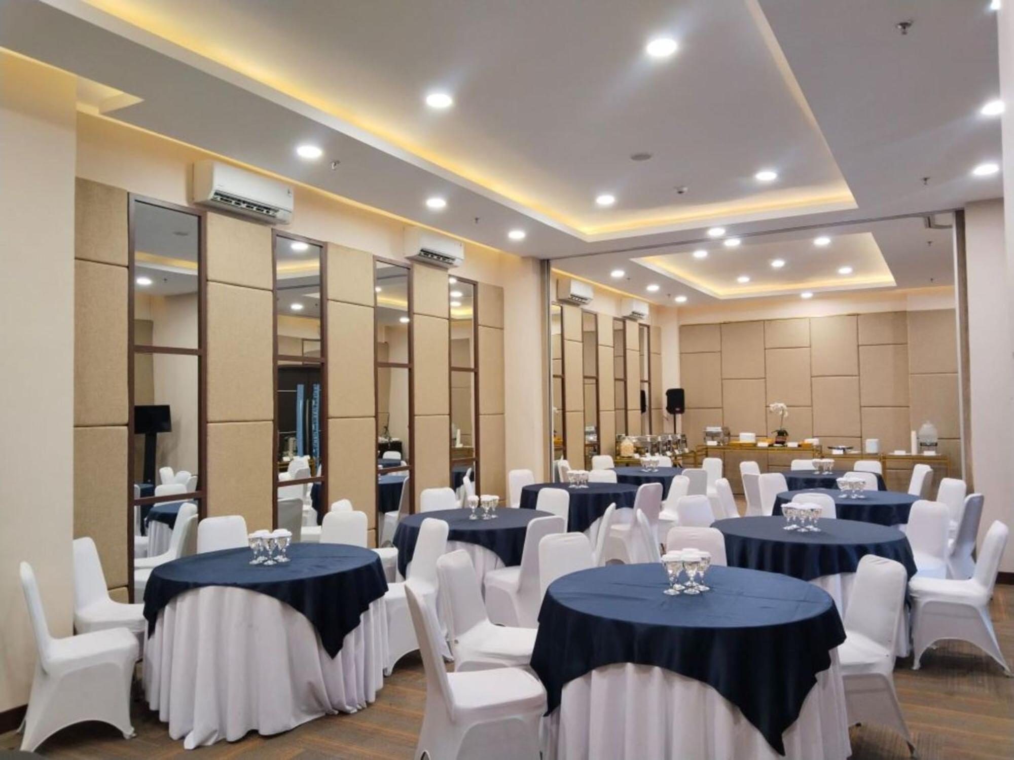 Cordova Suites Semarang Luaran gambar