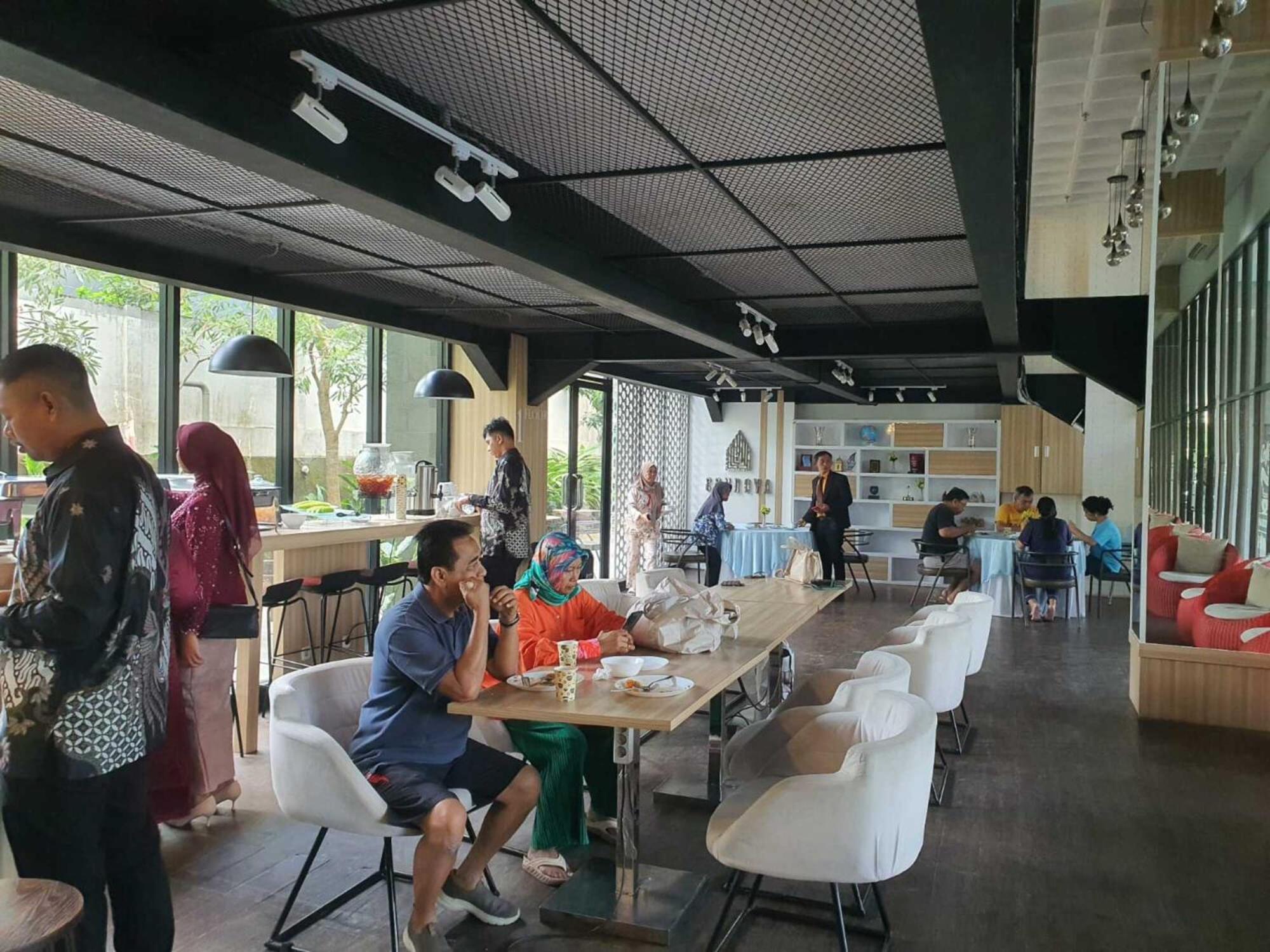 Cordova Suites Semarang Luaran gambar